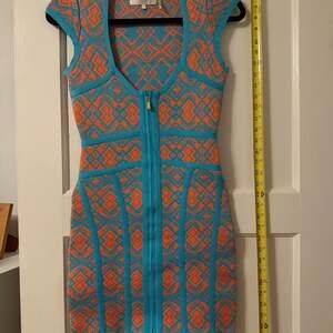 Stretta Bodycon Bandage Dress. Front Zipper. Teal And Coral. Small